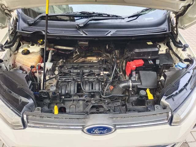 https://images10.gaadi.com/usedcar_image/3708744/original/img2930748__used_car_2930748_1702040292.jpg?imwidth=6402