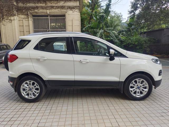 https://images10.gaadi.com/usedcar_image/3708744/original/processed_img2930748__used_car_2930748_1702040310.jpg?imwidth=6401