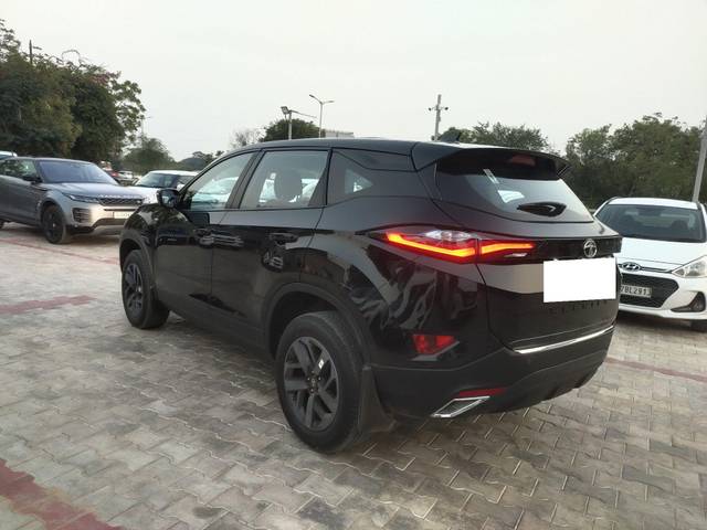 https://images10.gaadi.com/usedcar_image/3708755/original/processed_img2930755__used_car_2930755_1702040573.jpg?imwidth=6402