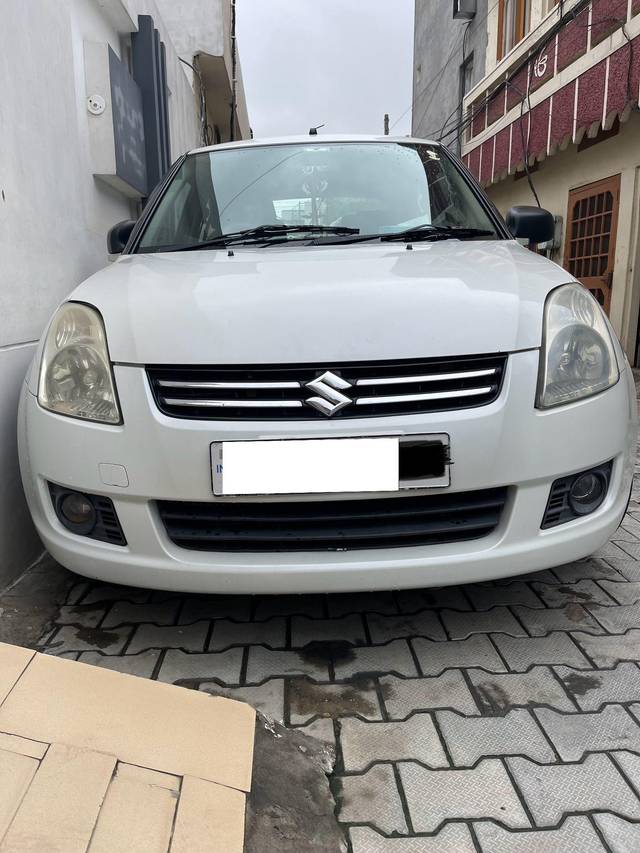 https://images10.gaadi.com/usedcar_image/3708801/original/processed_c96de94a-2685-48bd-aacc-f3aee6a9c5e4.jpeg?imwidth=6400