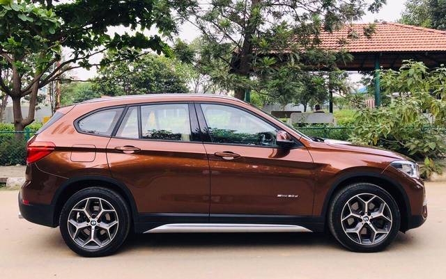 https://images10.gaadi.com/usedcar_image/3708815/original/processed_img2930780__used_car_2930780_1702042959.jpg?imwidth=6401