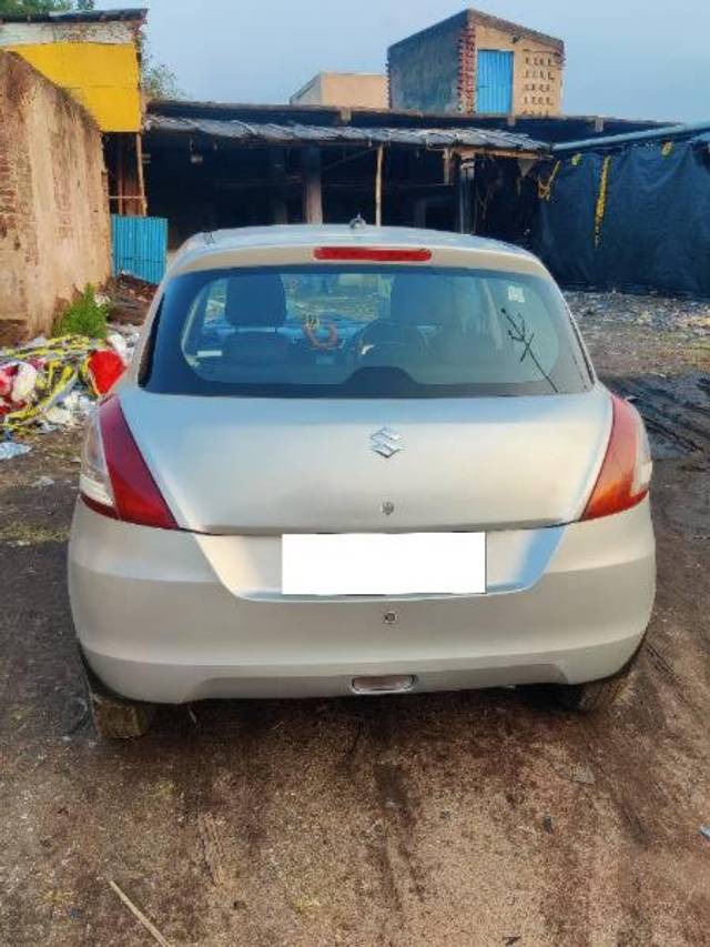https://images10.gaadi.com/usedcar_image/3709029/original/processed_09a8f2ba-7072-49cf-bf4c-ef5baeef72c8.jpg?imwidth=6401