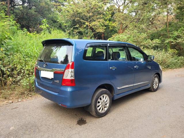 https://images10.gaadi.com/usedcar_image/3709122/original/processed_img2930821__used_car_2930821_1702060642.jpg?imwidth=6402