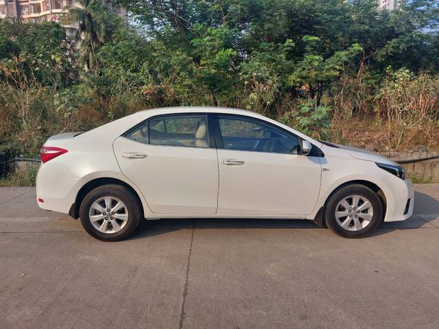 https://images10.gaadi.com/usedcar_image/3709137/original/img2930825__used_car_2930825_1702062244.jpg?imwidth=6401