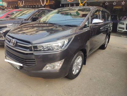 Toyota Innova Crysta 2.8 GX AT BSIV Toyota Innova Crysta 2.8 GX AT BSIV