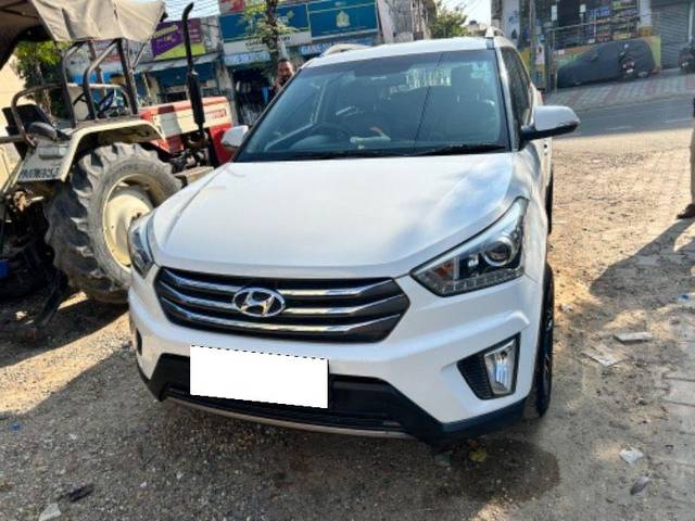 https://images10.gaadi.com/usedcar_image/3709398/original/processed_c31efc32-96e8-4b0c-b81e-56bb648f2475.jpeg?imwidth=6401
