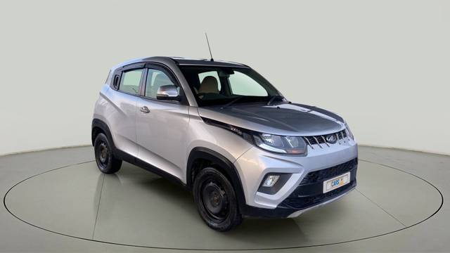 https://images10.gaadi.com/usedcar_image/3709444/original/slot__1-7-Exterior-30988157724-eb6553e2eef741b094c1f80d72a8a1c1-Exterior-6.jpg?imwidth=6400