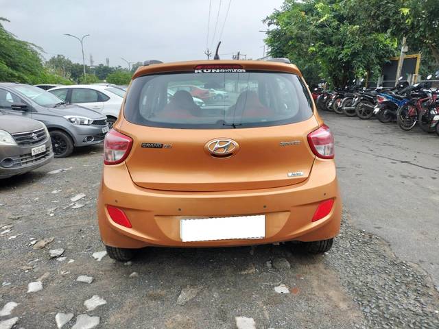 https://images10.gaadi.com/usedcar_image/3709447/original/processed_img2930904__usedcar_whatsappimage2023_11_15at120501pm_3__63411702100537_1702100551.jpeg?imwidth=6401