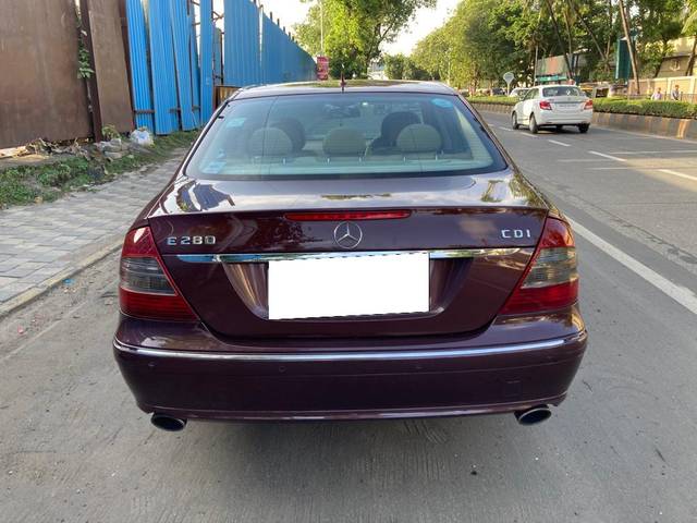 https://images10.gaadi.com/usedcar_image/3709482/original/processed_img2930917__usedcar_photo_2023_09_19_20_33_51_2_1201702101461_1702101513.jpg?imwidth=6402