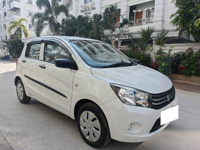 https://images10.gaadi.com/usedcar_image/3709554/original/processed_img2930948__used_car_2930948_1702103364.jpg?imwidth=6400