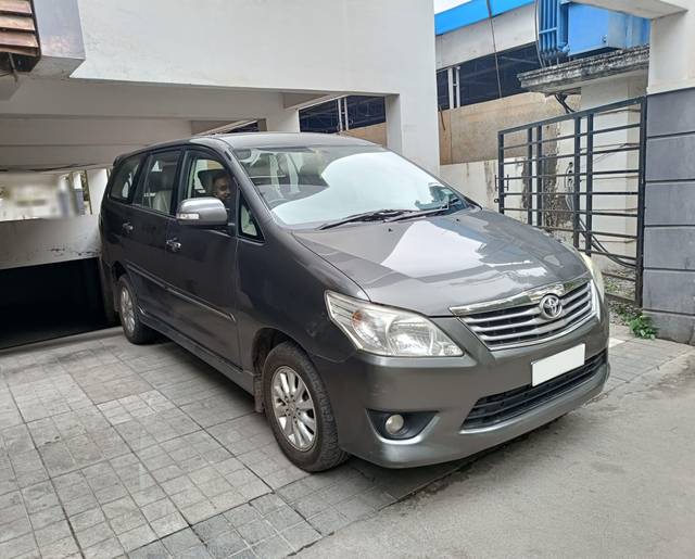 https://images10.gaadi.com/usedcar_image/3709598/original/processed_img2930977__usedcar_img20231206151807_2021702104004_1702104037.jpg?imwidth=6400