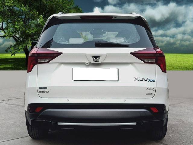 https://images10.gaadi.com/usedcar_image/3709691/original/processed_img2931038__used_car_2931038_1702105720.jpg?imwidth=6402