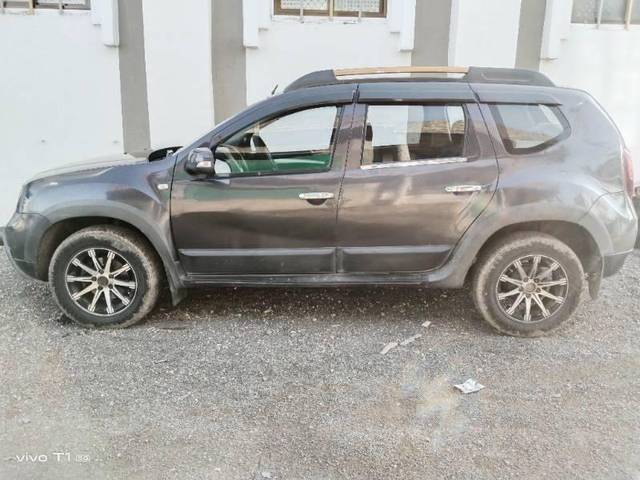 https://images10.gaadi.com/usedcar_image/3709705/original/processed_bade2191-b9be-45da-85f9-6899ca43de47.jpg?imwidth=6402