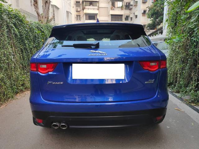 https://images10.gaadi.com/usedcar_image/3709730/original/processed_img2931062__usedcar_whatsappimage2023_11_17at53538pm_1111702106785_1702106820.jpeg?imwidth=6401