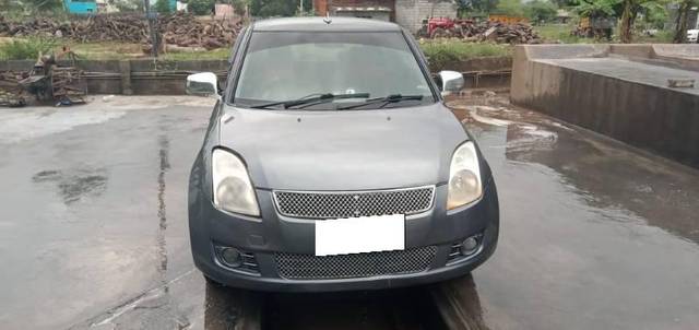 https://images10.gaadi.com/usedcar_image/3709738/original/processed_e66aaad2-5b42-47ef-86db-1c3075154bde.jpg?imwidth=6402