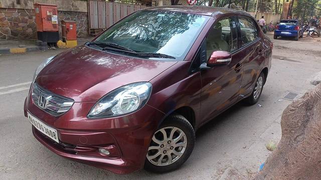 https://images10.gaadi.com/usedcar_image/3709760/original/processed_img2931086__usedcar_img_20231209_wa0037_148501702107097_1702107122.jpg?imwidth=6400
