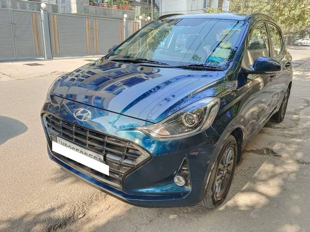 https://images10.gaadi.com/usedcar_image/3709777/original/processed_img2931091__usedcar_photo_2023_12_09_12_42_02_1_3511702107238_1702107265.jpg?imwidth=6400