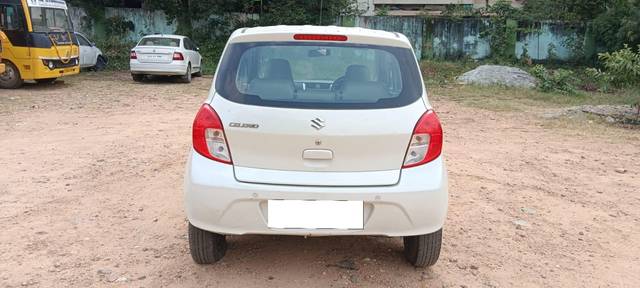 https://images10.gaadi.com/usedcar_image/3709867/original/processed_img2931147__usedcar_02_2161702109789_1702109800.jpg?imwidth=6401