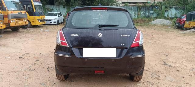 https://images10.gaadi.com/usedcar_image/3709875/original/processed_img2931152__usedcar_02_2161702109879_1702109893.jpg?imwidth=6401