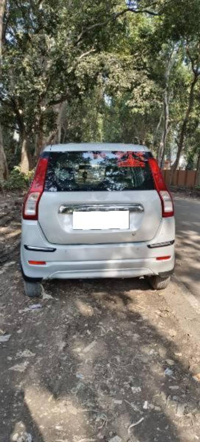 https://images10.gaadi.com/usedcar_image/3709892/original/processed_81cd4072-20ed-4e5d-a0e5-471a71499015.jpg?imwidth=6401
