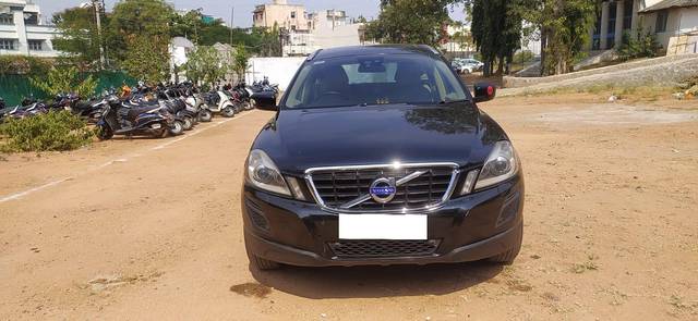 https://images10.gaadi.com/usedcar_image/3709910/original/processed_img2931174__usedcar_01_2161702110491_1702110500.jpg?imwidth=6400