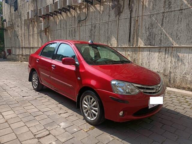 https://images10.gaadi.com/usedcar_image/3710081/original/processed_img2931276__used_car_2931276_1702114974.jpg?imwidth=6400