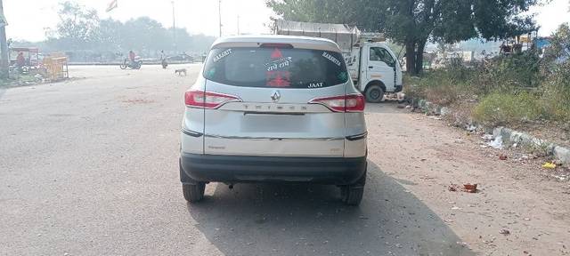 https://images10.gaadi.com/usedcar_image/3710196/original/02__VCC_1827303_96_1701510207.jpg?imwidth=6402