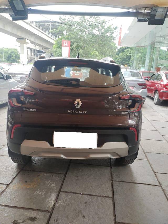 https://images10.gaadi.com/usedcar_image/3710230/original/processed_img2931365__usedcar_whatsappimage2023_09_04at10016pm_63411702118203_1702118251.jpeg?imwidth=6401