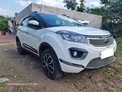Tata Nexon 1.2 Revotron XZ Tata Nexon 1.2 Revotron XZ