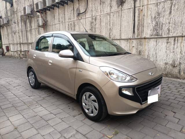 https://images10.gaadi.com/usedcar_image/3710240/original/processed_img2931372__used_car_2931372_1702118601.jpg?imwidth=6400