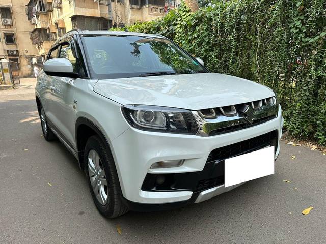 https://images10.gaadi.com/usedcar_image/3710271/original/processed_img2931389__usedcar_9029032f_d0b7_4540_ab54_f79f0a1579a5_1111702119266_1702119274.jpg?imwidth=6400
