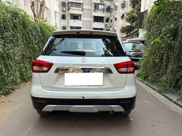https://images10.gaadi.com/usedcar_image/3710271/original/processed_img2931389__usedcar_whatsappimage2023_11_03at11611pm_1__1111702119266_1702119275.jpeg?imwidth=6401