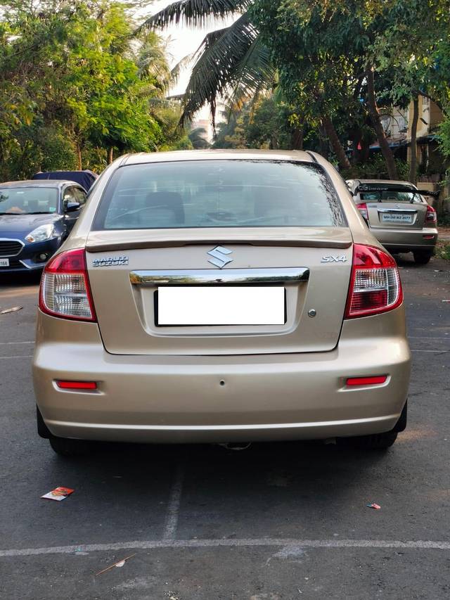 https://images10.gaadi.com/usedcar_image/3710344/original/processed_img2931433__used_car_2931433_1702120387.jpg?imwidth=6401