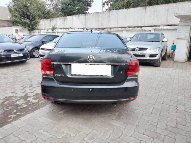 https://images10.gaadi.com/usedcar_image/3710368/original/processed_img2931449__usedcar_whatsappimage2023_10_12at34644pm_2__63411702120851_1702120862.jpeg?imwidth=6401