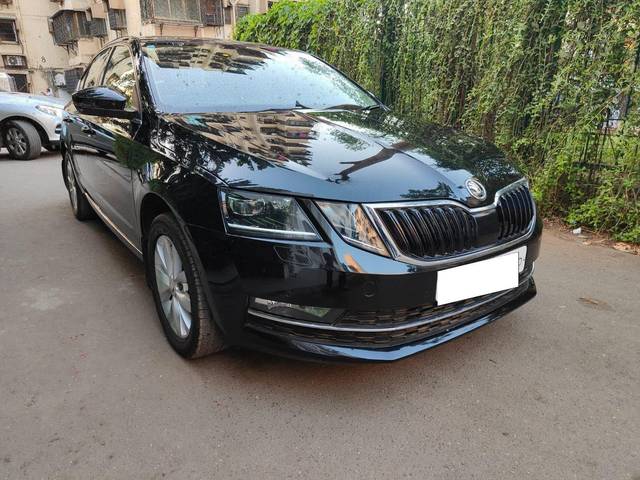 https://images10.gaadi.com/usedcar_image/3710370/original/processed_img2931450__usedcar_whatsappimage2023_03_25at64043pm_1111702120411_1702120450.jpeg?imwidth=6400