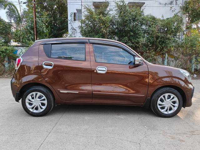 https://images10.gaadi.com/usedcar_image/3710406/original/img2931477__used_car_2931477_1702121729.jpg?imwidth=6401