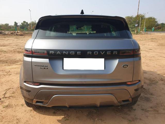 https://images10.gaadi.com/usedcar_image/3710412/original/processed_img2931481__used_car_2931481_1702121769.jpg?imwidth=6402