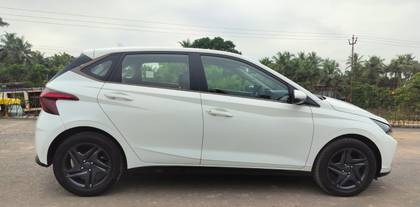 Hyundai i20 Sportz Plus CVT BSIV Hyundai i20 Sportz Plus CVT BSIV