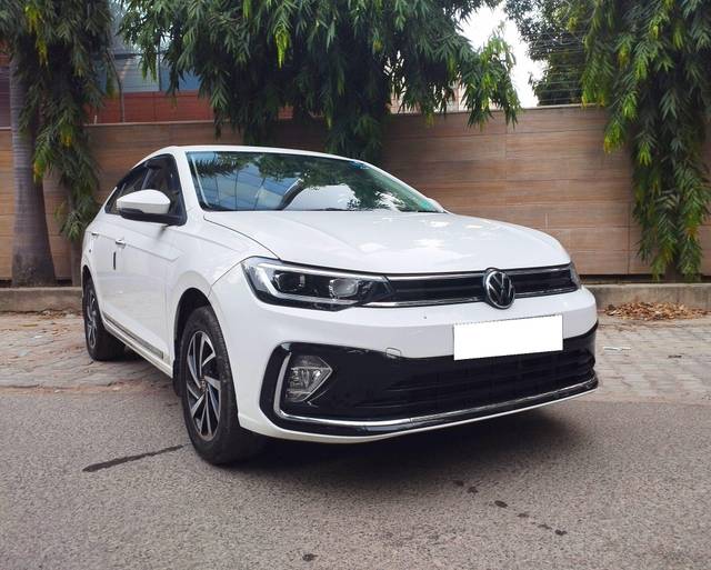 https://images10.gaadi.com/usedcar_image/3711219/original/processed_img2932255__used_car_2932255_1702123677.jpg?imwidth=6400