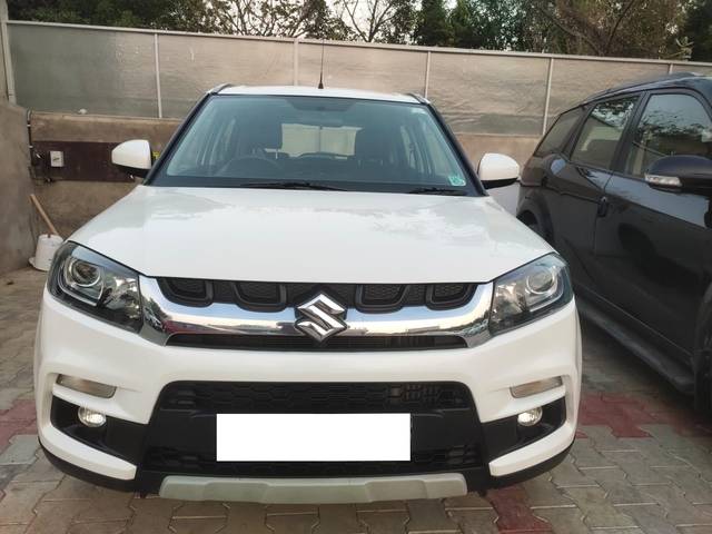 https://images10.gaadi.com/usedcar_image/3711223/original/processed_img2932258__used_car_2932258_1702125333.jpg?imwidth=6400
