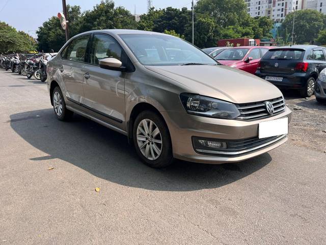 https://images10.gaadi.com/usedcar_image/3711230/original/processed_img2932263__usedcar_whatsappimage2023_10_06at112649am_1__63411702123802_1702123833.jpeg?imwidth=6400