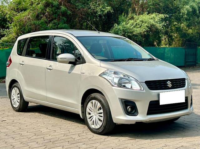 https://images10.gaadi.com/usedcar_image/3711239/original/processed_img2932269__used_car_2932269_1702124189.jpg?imwidth=6400