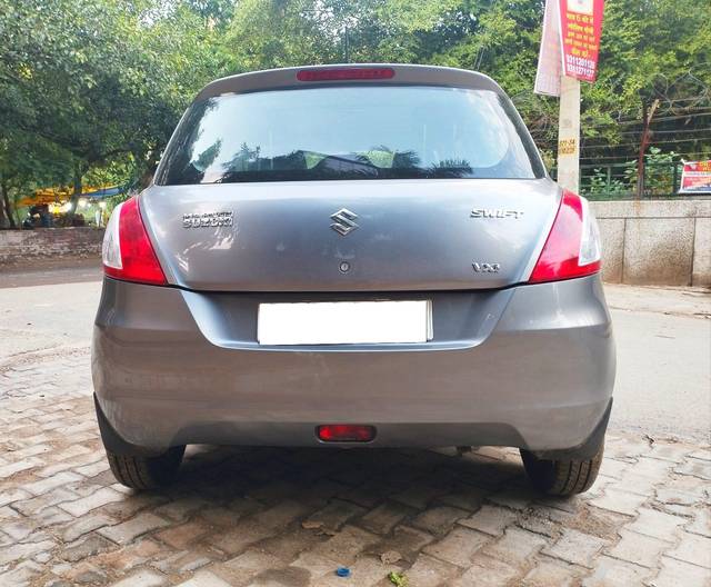 https://images10.gaadi.com/usedcar_image/3711263/original/processed_img2932281__used_car_2932281_1702124761.jpg?imwidth=6402