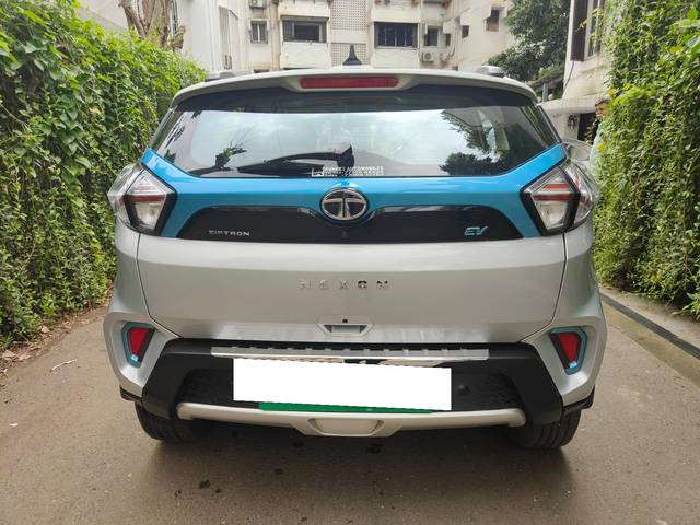https://images10.gaadi.com/usedcar_image/3711296/original/processed_img2932306__usedcar_whatsappimage2023_09_14at22512pm_1111702125107_1702125120.jpeg?imwidth=6401