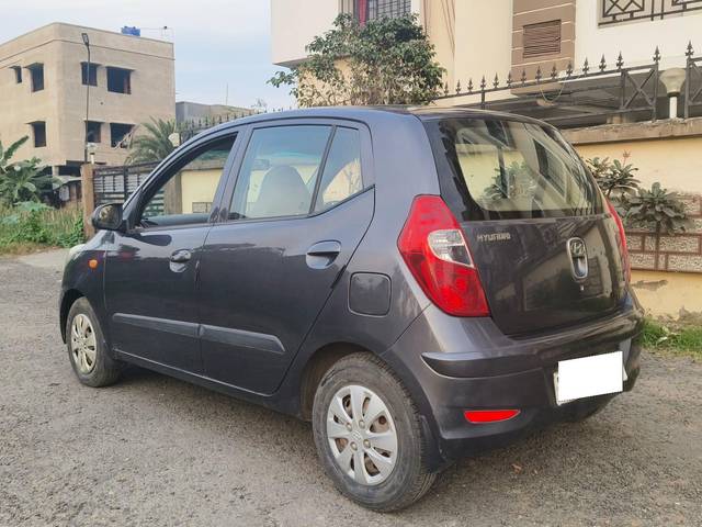 https://images10.gaadi.com/usedcar_image/3711355/original/processed_img2932337__used_car_2932337_1702127039.jpg?imwidth=6402