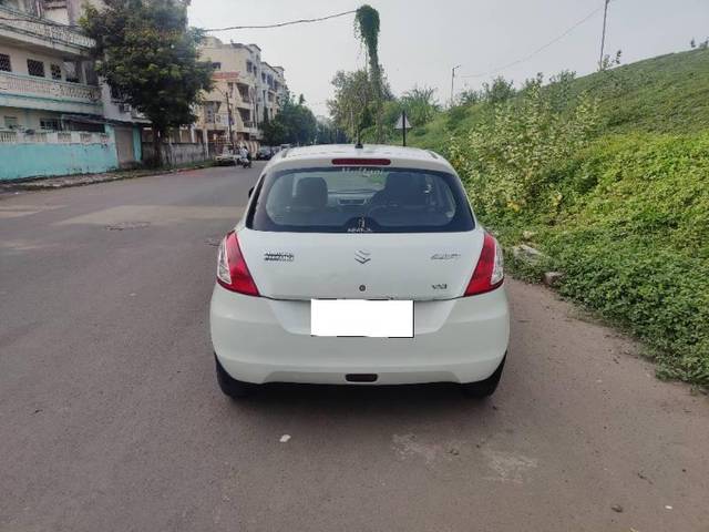 https://images10.gaadi.com/usedcar_image/3711467/original/processed_9538f483-fa20-4f1f-a5fb-3f0eb732a1d3.jpg?imwidth=6402