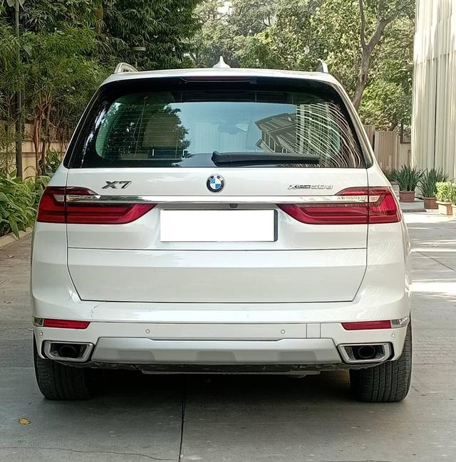 https://images10.gaadi.com/usedcar_image/3711519/original/processed_img2932408__usedcar_6400854d_2e3d_4c98_b530_16c1961b4c5c_2932408_1704020966.jpg?imwidth=6402