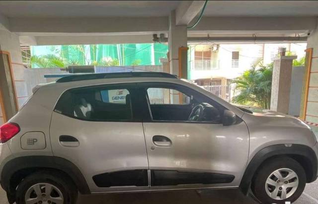 https://images10.gaadi.com/usedcar_image/3711577/original/processed_664cd136-b225-4ee5-ba07-f5a92b8d7eed.jpg?imwidth=6401