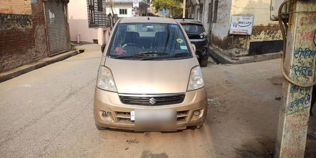 https://images10.gaadi.com/usedcar_image/3711606/original/02__VCC_1827169_94_1701528408.jpg?imwidth=6401