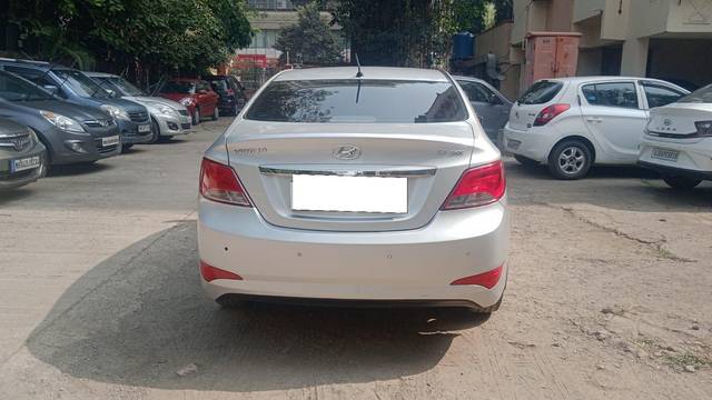 https://images10.gaadi.com/usedcar_image/3711876/original/processed_img2932449__used_car_2932449_1704354713.jpg?imwidth=6400